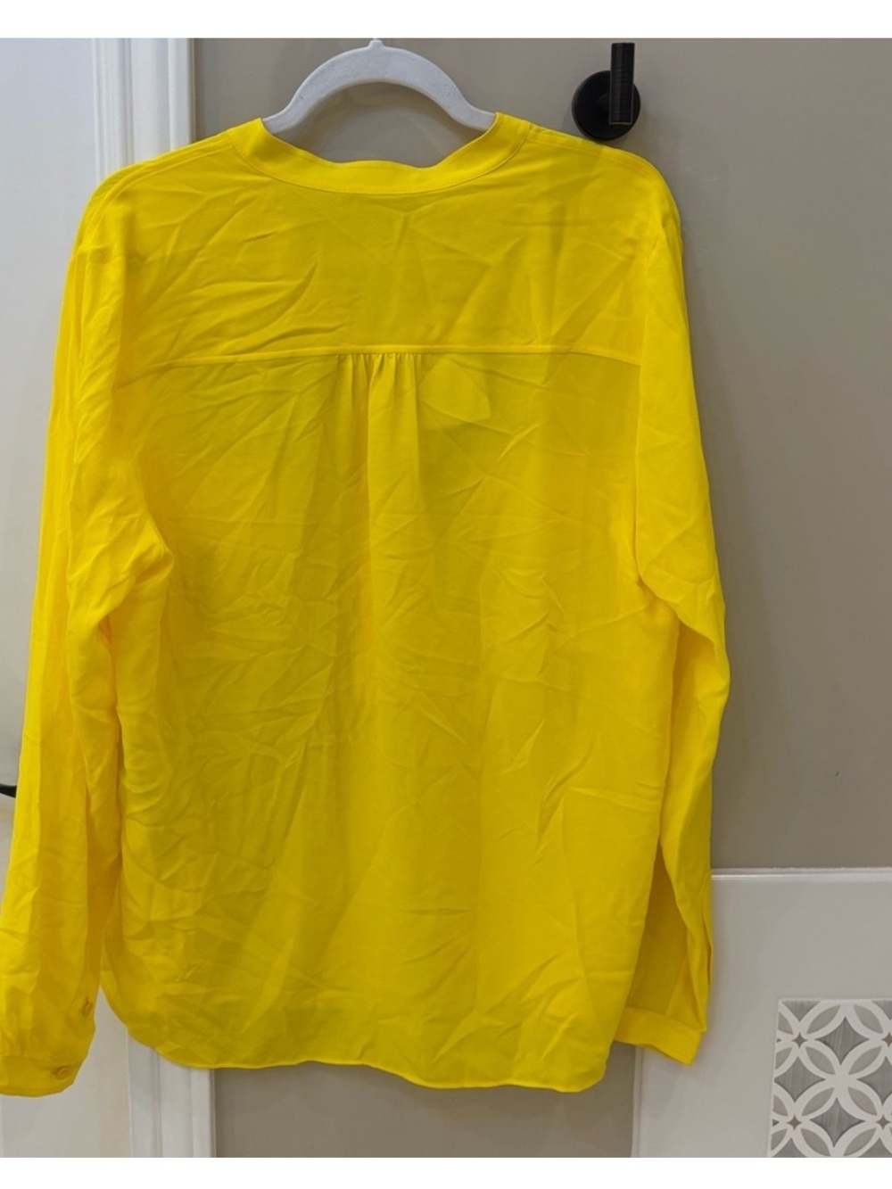 $690 NWT Stella McCartney Yellow Collarless Button Placket Blouse - Picture 3 of 8